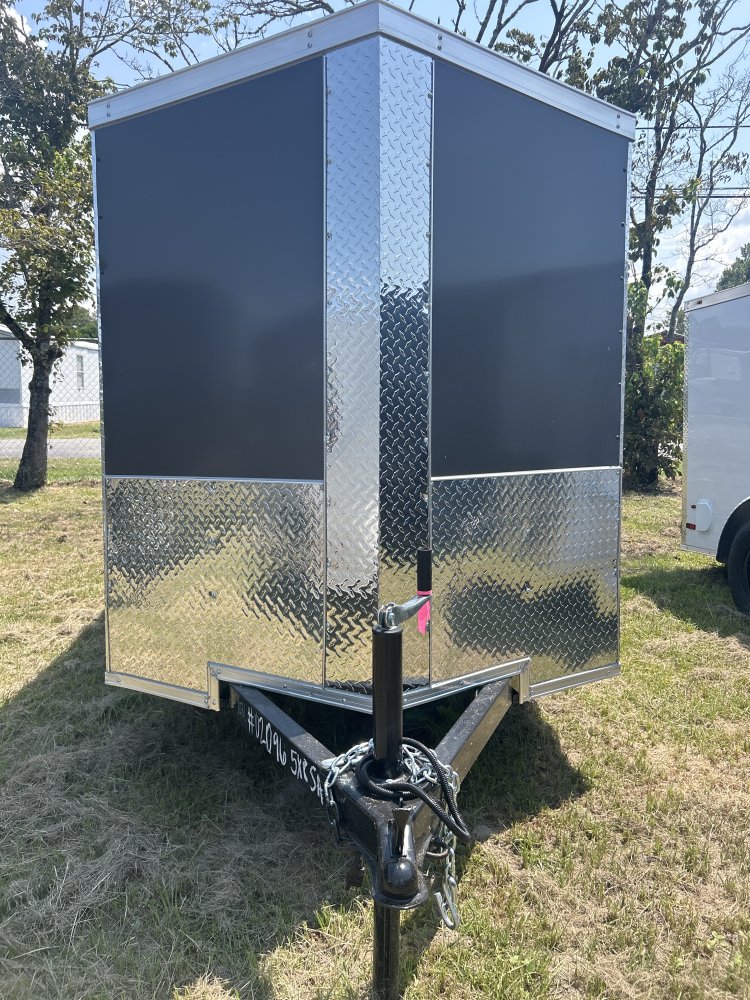 5'x8' Panther Enclosed