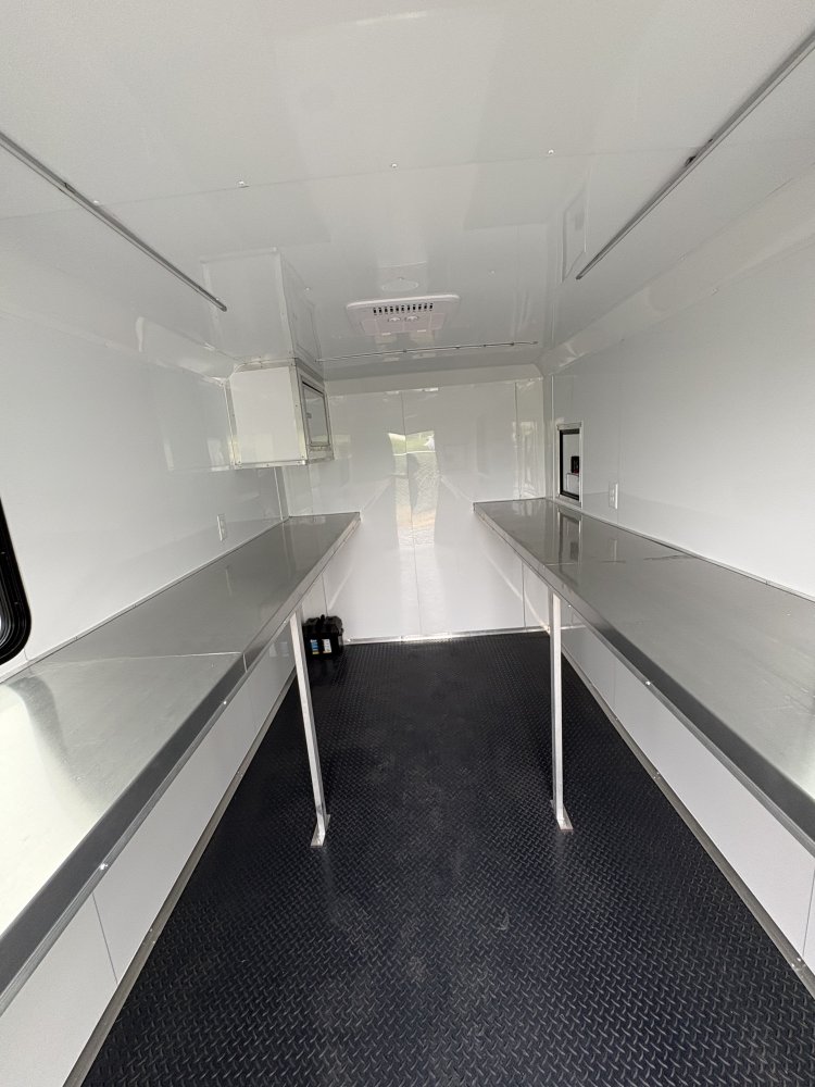 7'x12' QUALITY CARGO Enclosed