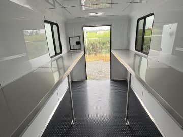 7'x12' QUALITY CARGO Enclosed thumbnail 5
