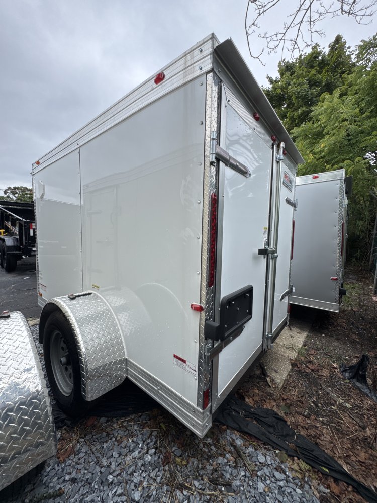 2025 CYNERGY CARGO 5X8SA PRO SERIES / ENCLOSED TRAILER