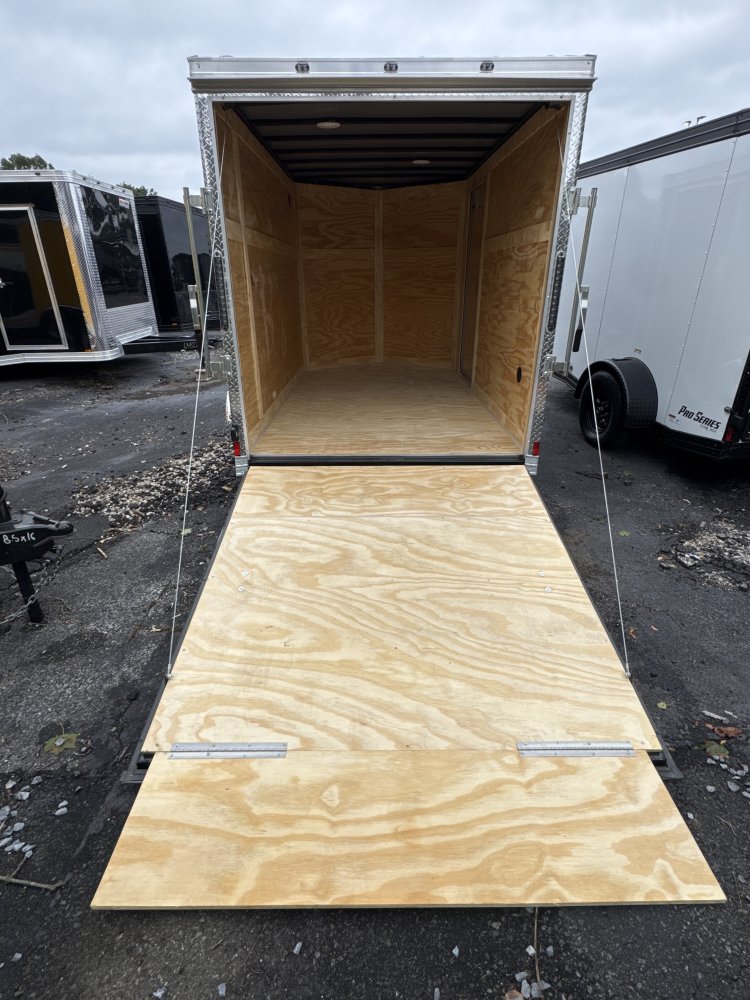 2026 CYNERGY CARGO 6X10SA PRO SERIES / ENCLOSED TRAILER
