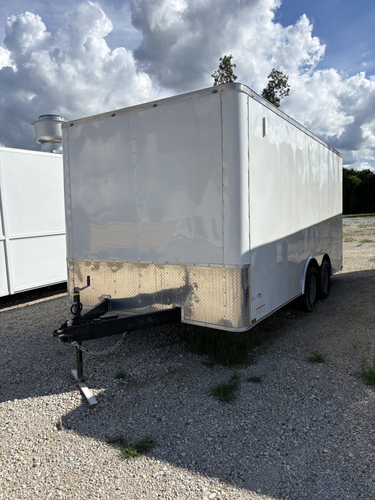 8.5'x16' Panther Enclosed