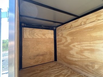 5'x8' Panther Enclosed thumbnail 6