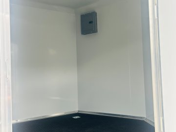 8.5'x26' Panther Enclosed thumbnail 5