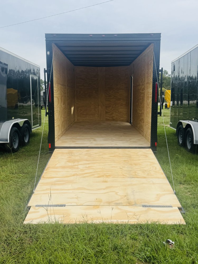 7'x16' Panther Enclosed