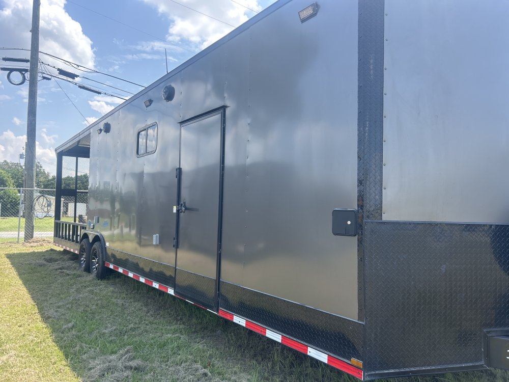 8.5'x34' Panther Enclosed