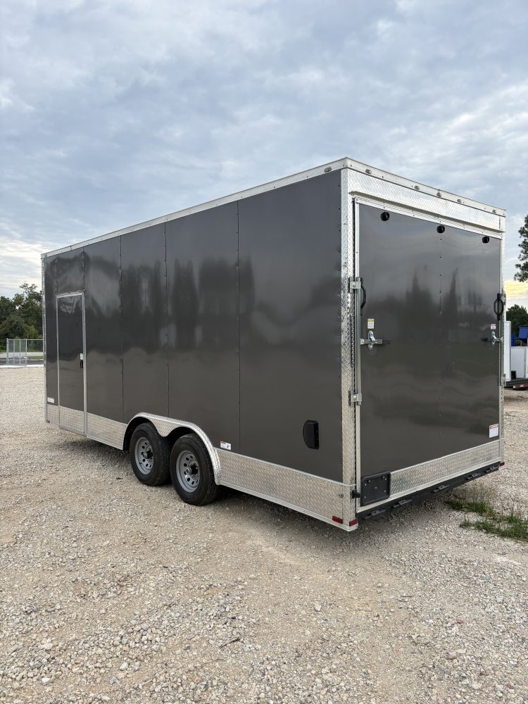 8.5'x20' Panther Enclosed