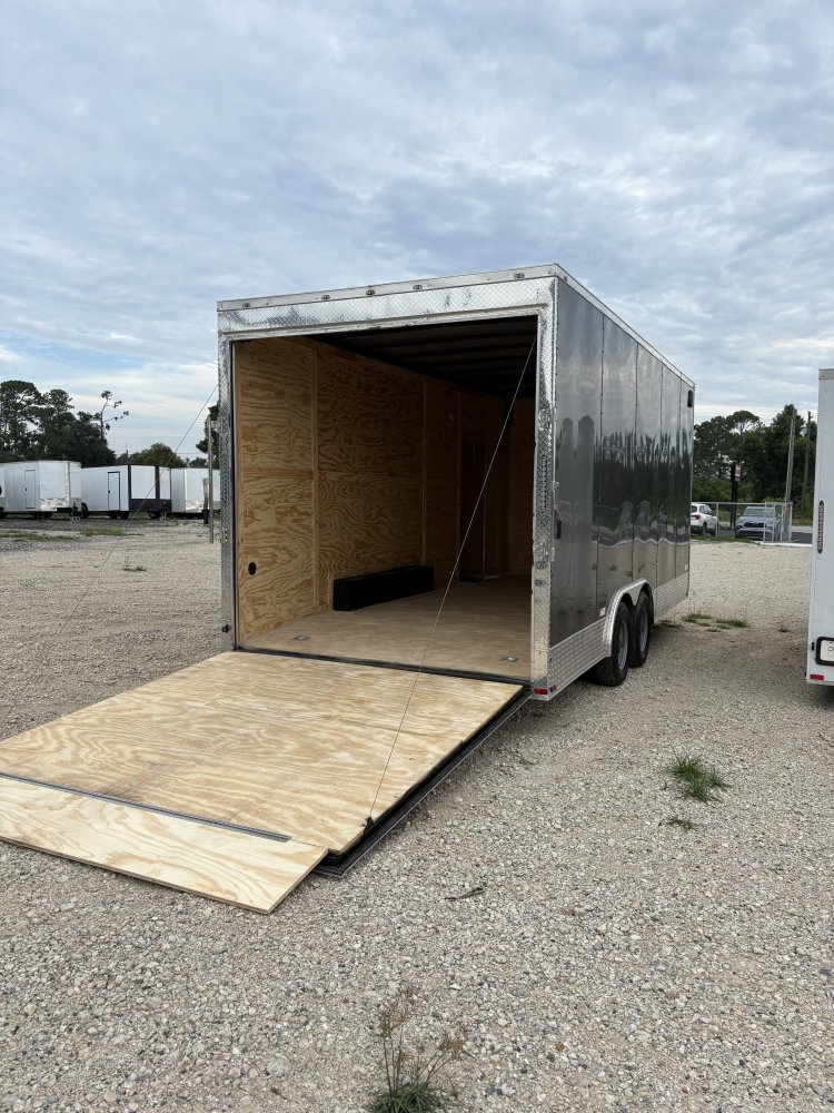 8.5'x20' Panther Enclosed