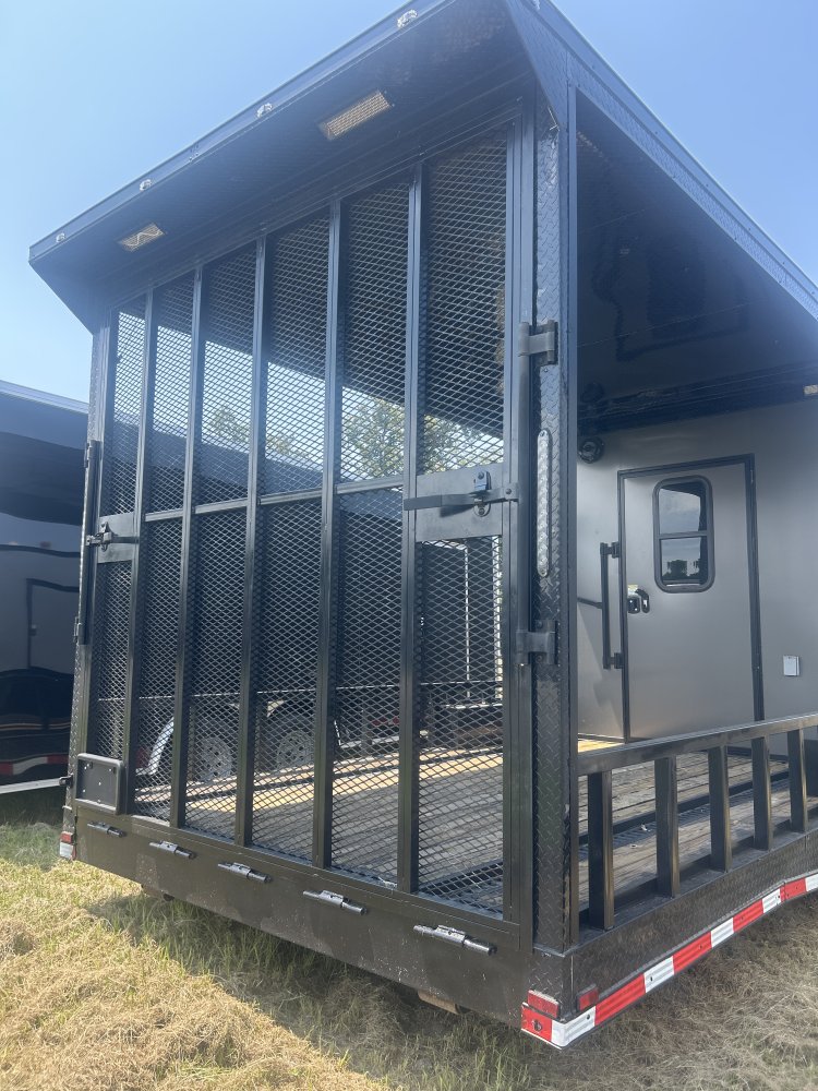 8.5'x34' Panther Enclosed