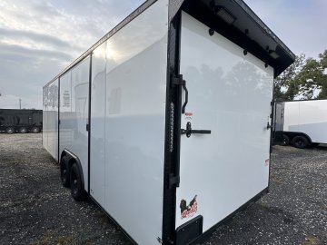 8.5'x24' Panther Enclosed thumbnail 3