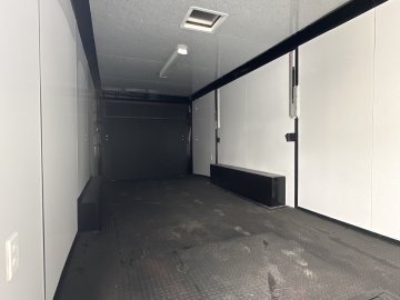 8.5'x24' Panther Enclosed thumbnail 6