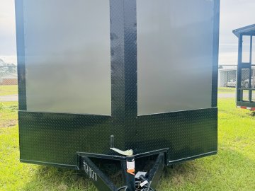 8.5'x20' Panther Enclosed thumbnail 1