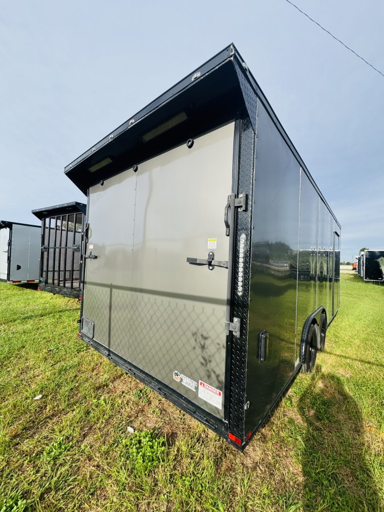 8.5'x20' Panther Enclosed