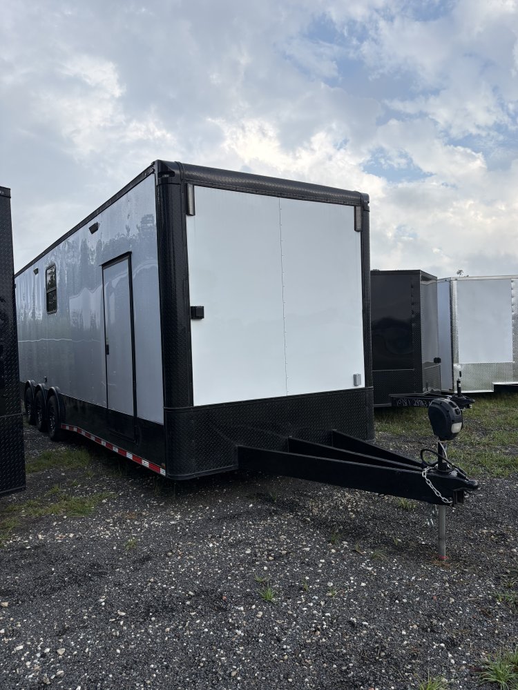 8.5'x32' Panther Enclosed