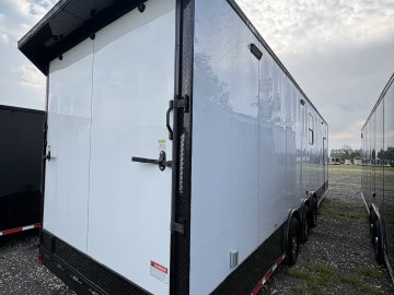 8.5'x32' Panther Enclosed thumbnail 5