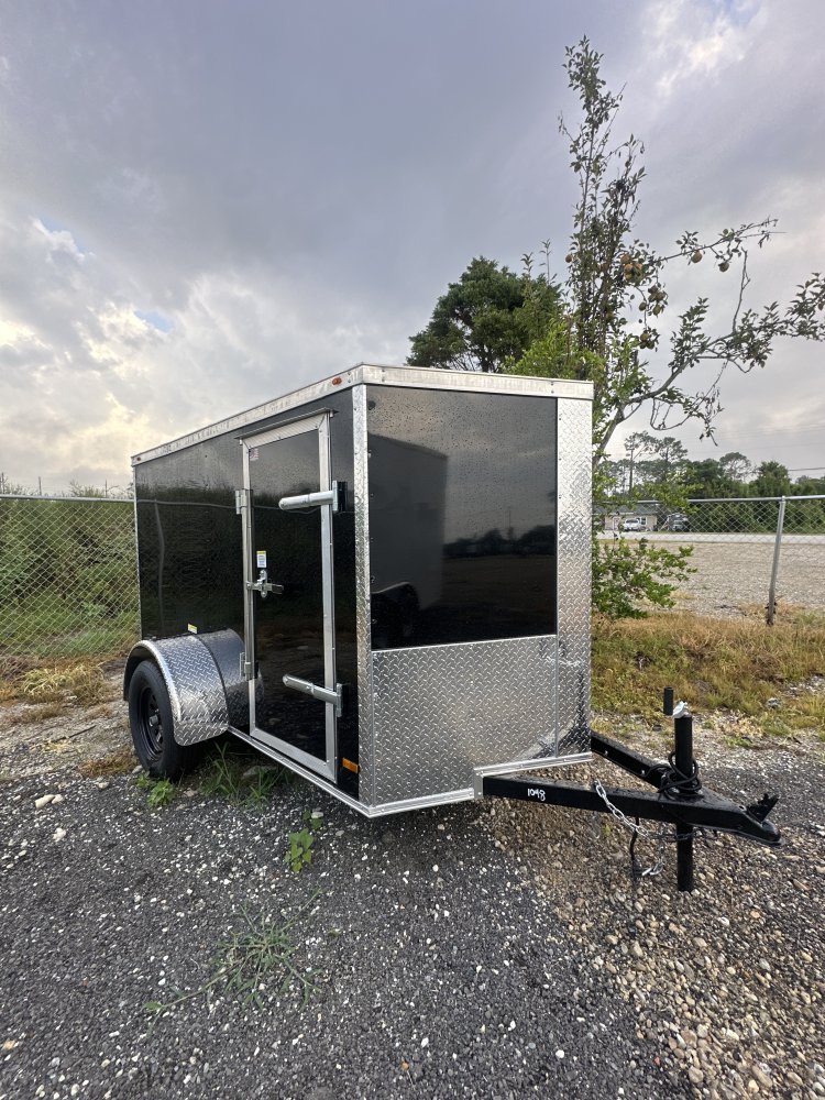 5'x8' Panther Enclosed