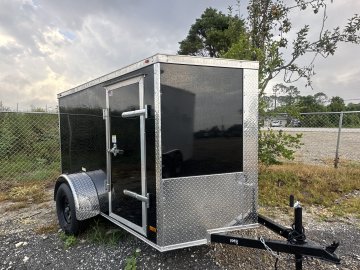 5'x8' Panther Enclosed thumbnail 2