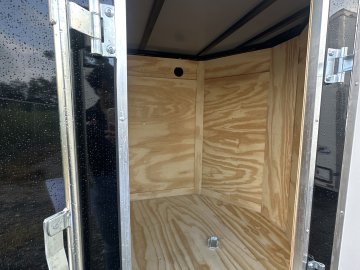 5'x8' Panther Enclosed thumbnail 5
