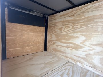 5'x8' Panther Enclosed thumbnail 6