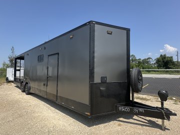 8.5'x34' Panther Enclosed thumbnail 1