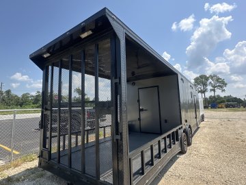 8.5'x34' Panther Enclosed thumbnail 4