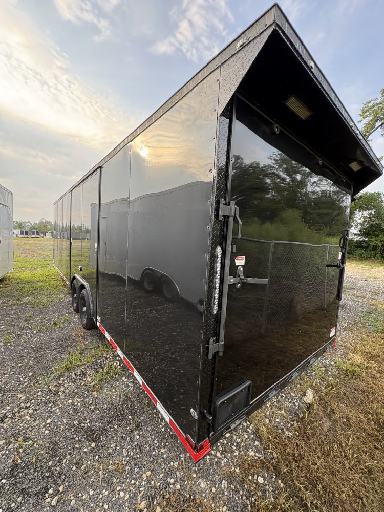 8.5'x28' QUALITY CARGO Enclosed