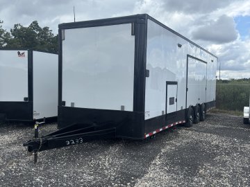 8.5'x32' Panther Enclosed thumbnail 8
