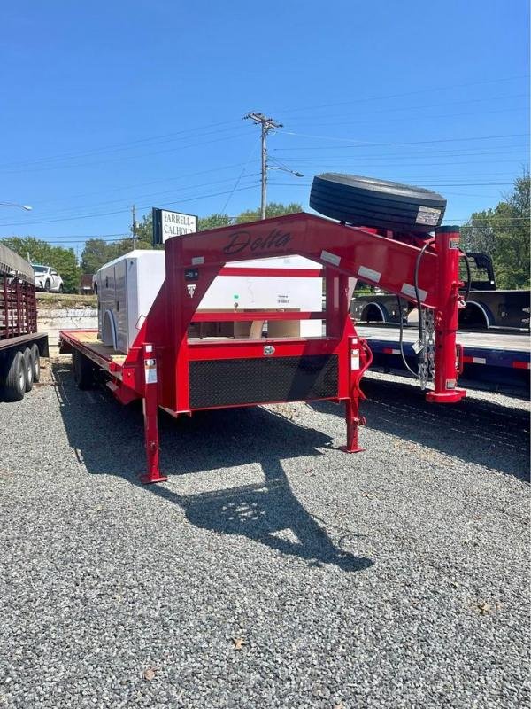 2025 Delta Manufacturing 30' GOOSENECK FLATBED Flatbed Trailer