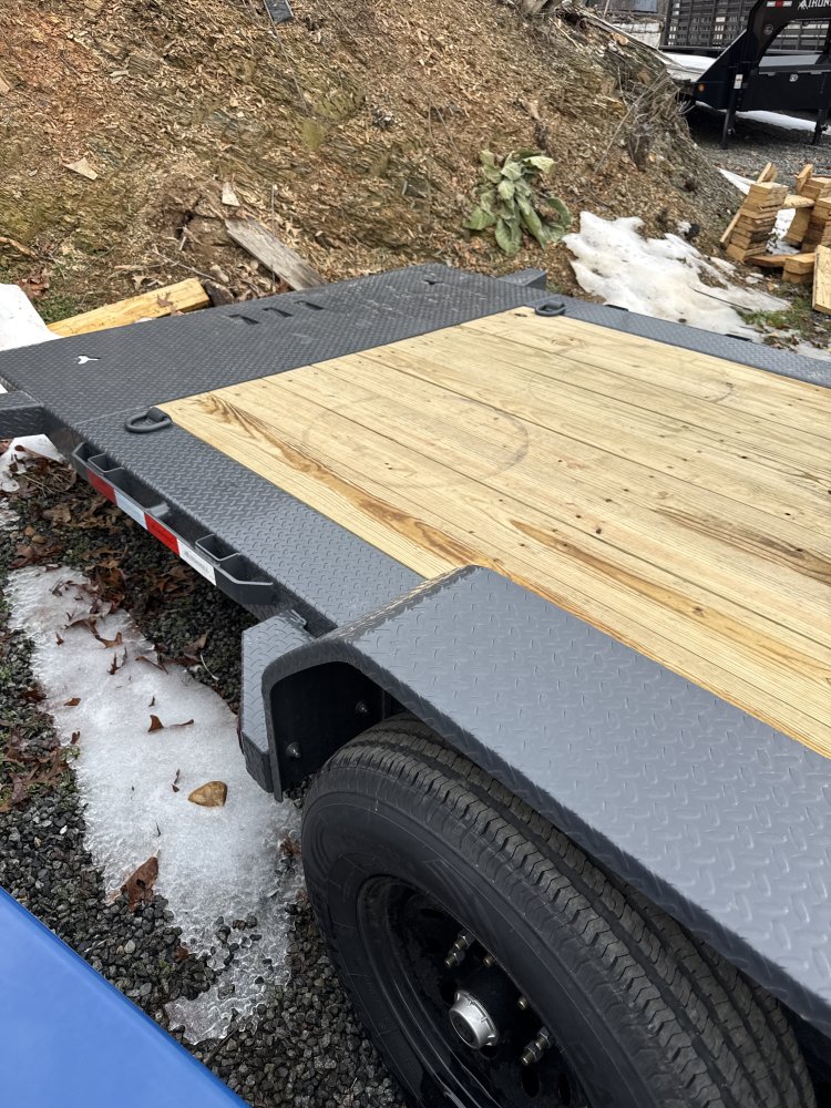 83"x22' IronBull IB0359TWB