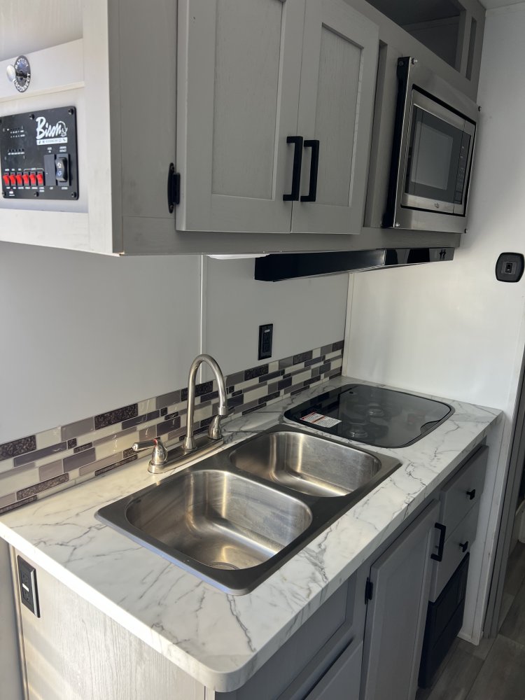 2022 Bison 7310 Silverado 3 Horse Living Quarters Trailer - Consignment Unit