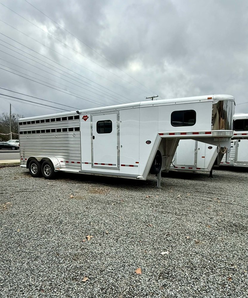 2026 Hart Trailers Solution 4 Horse Slant Gooseneck Trailer