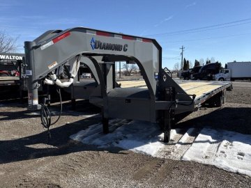 2025 Diamond C Trailers FMAX212-32' MR Equipment Trailer