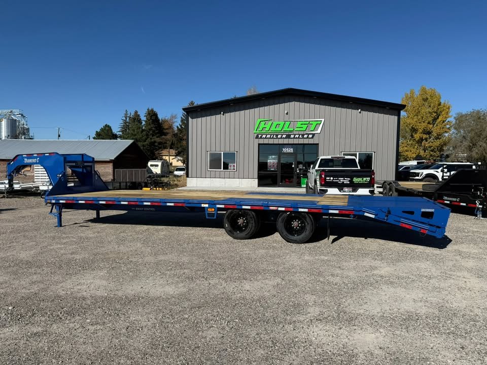 2026 Diamond C Trailers FMAX210-30' MR Gooseneck Flatbed
