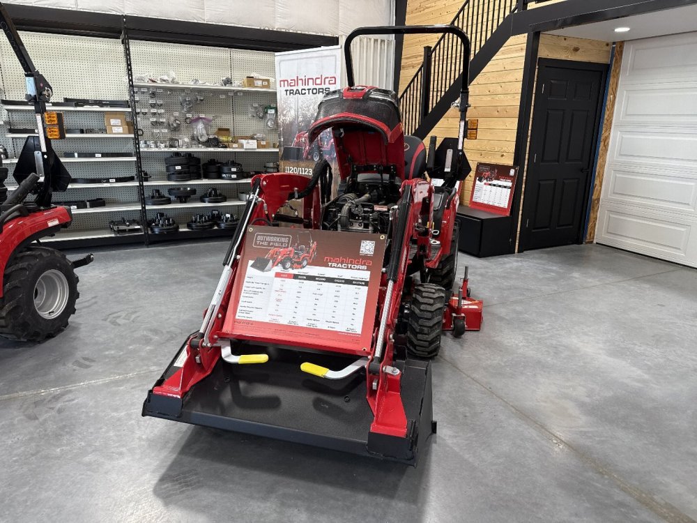 2025 Mahindra 1100 Series 1123 HST w/ 60" Mower Tractor