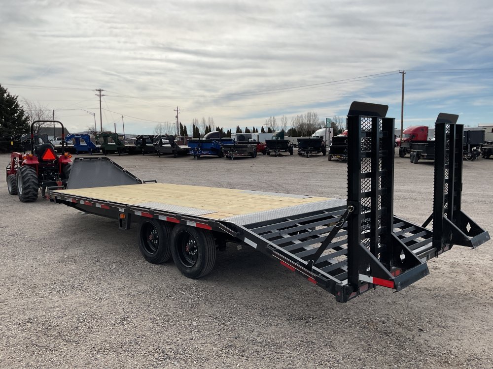 2026 Diamond C DEC208-22' Equipment