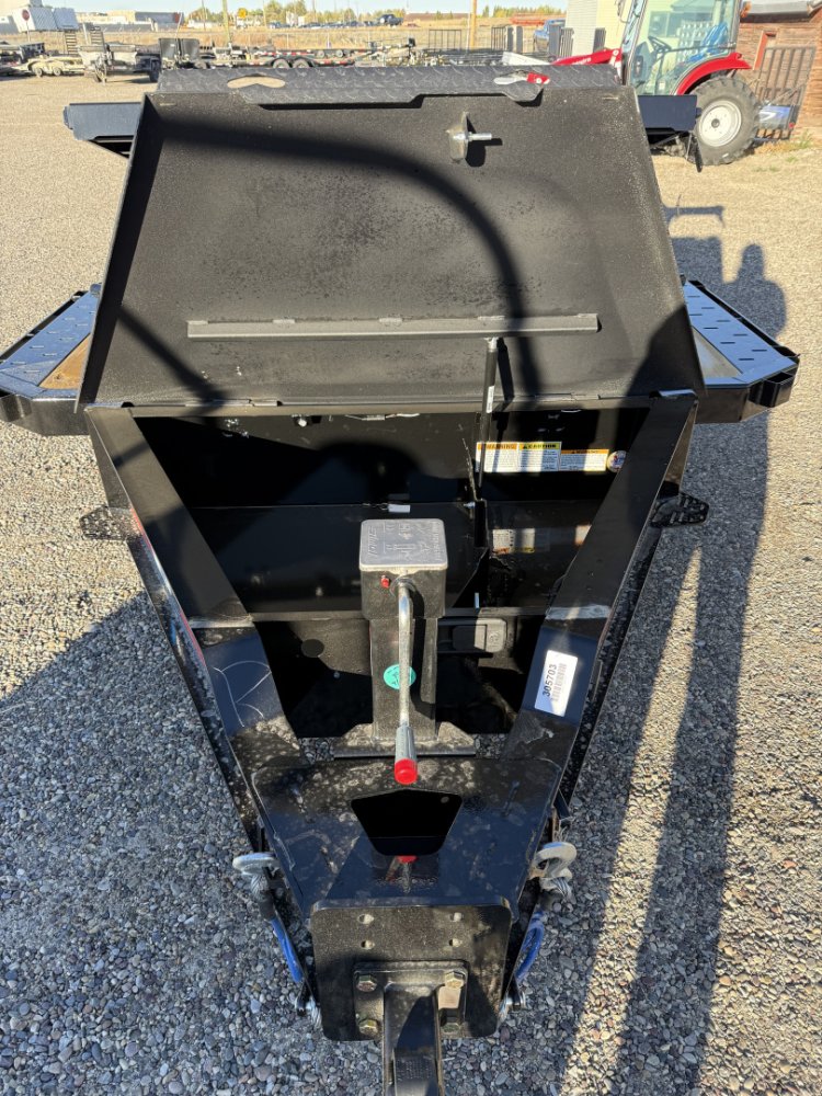 2026 Diamond C Trailers HXD208-22' Equipment Trailer