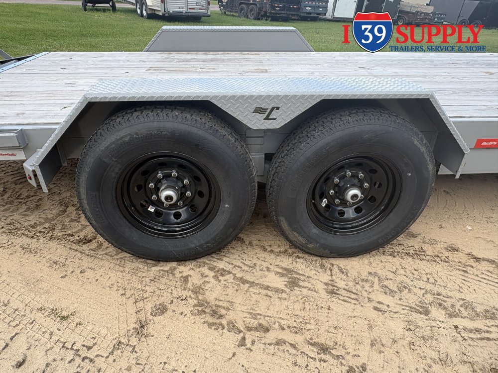 82"x20' LIBERTY TRAILERS Equipment