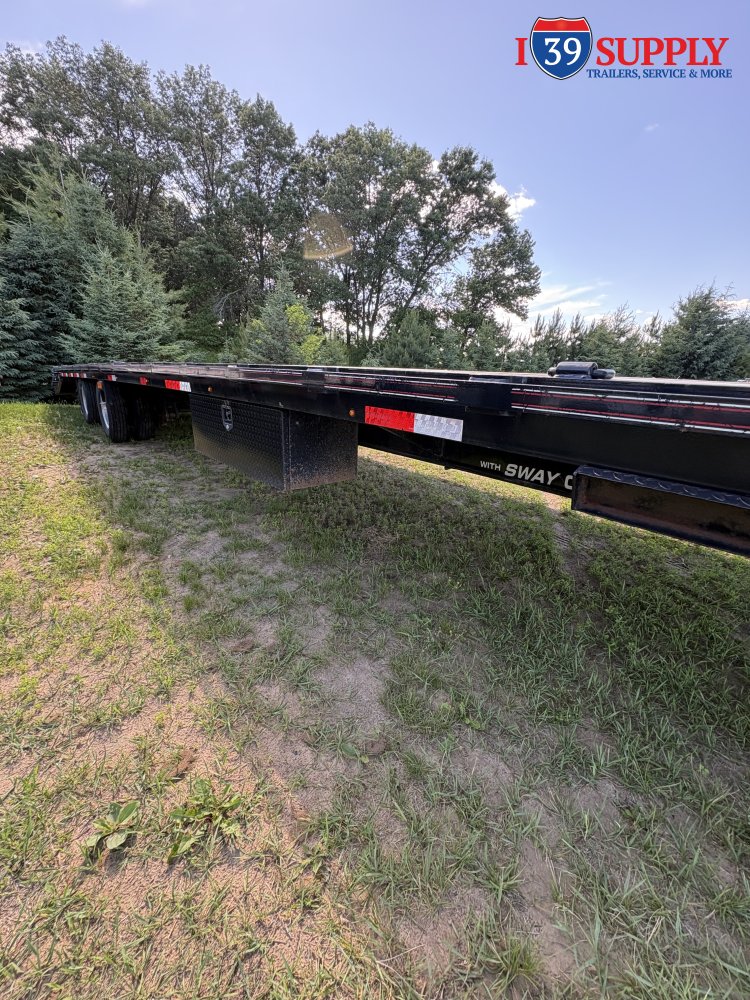 102"x35' Diamond C Gooseneck