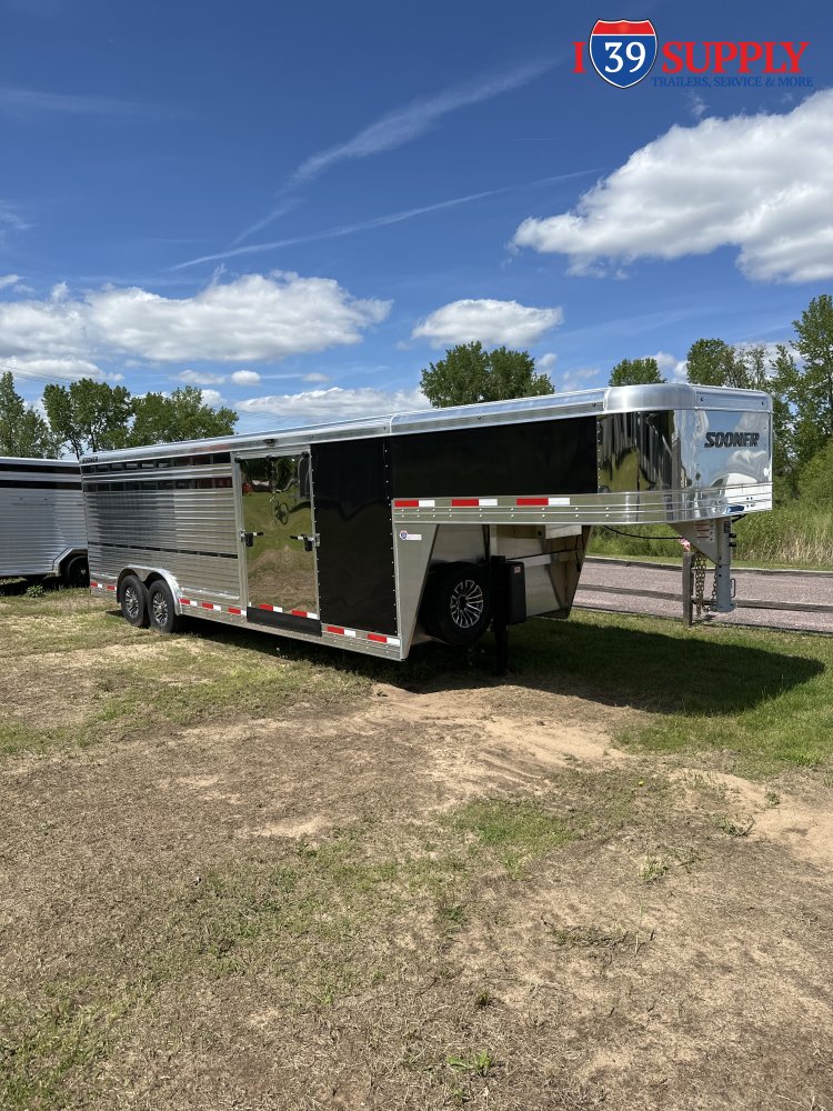 8'x24' Exiss Sooner Livestock