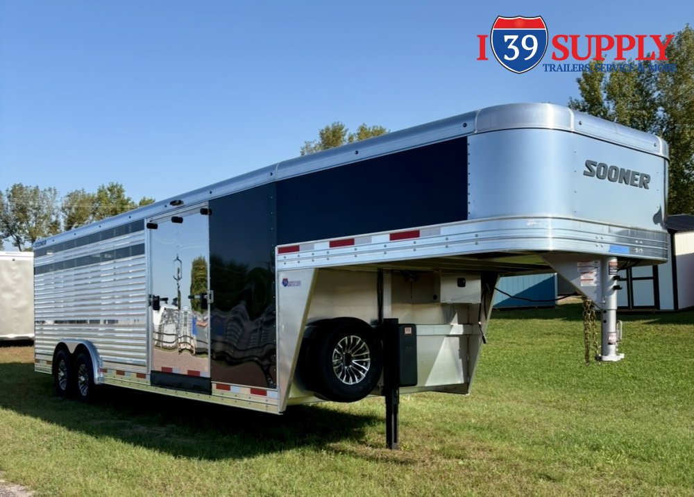 8'x24' Exiss Sooner Livestock