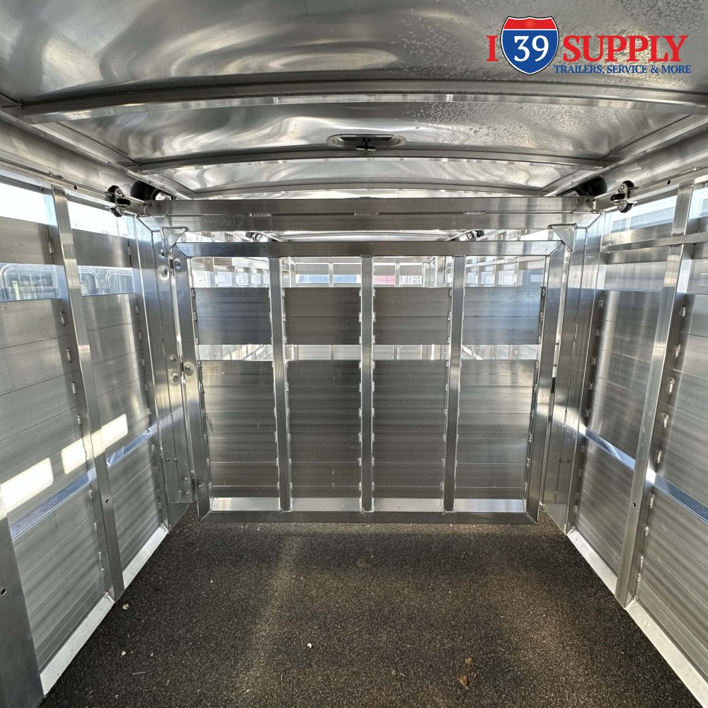 8'x24' Exiss Sooner Livestock