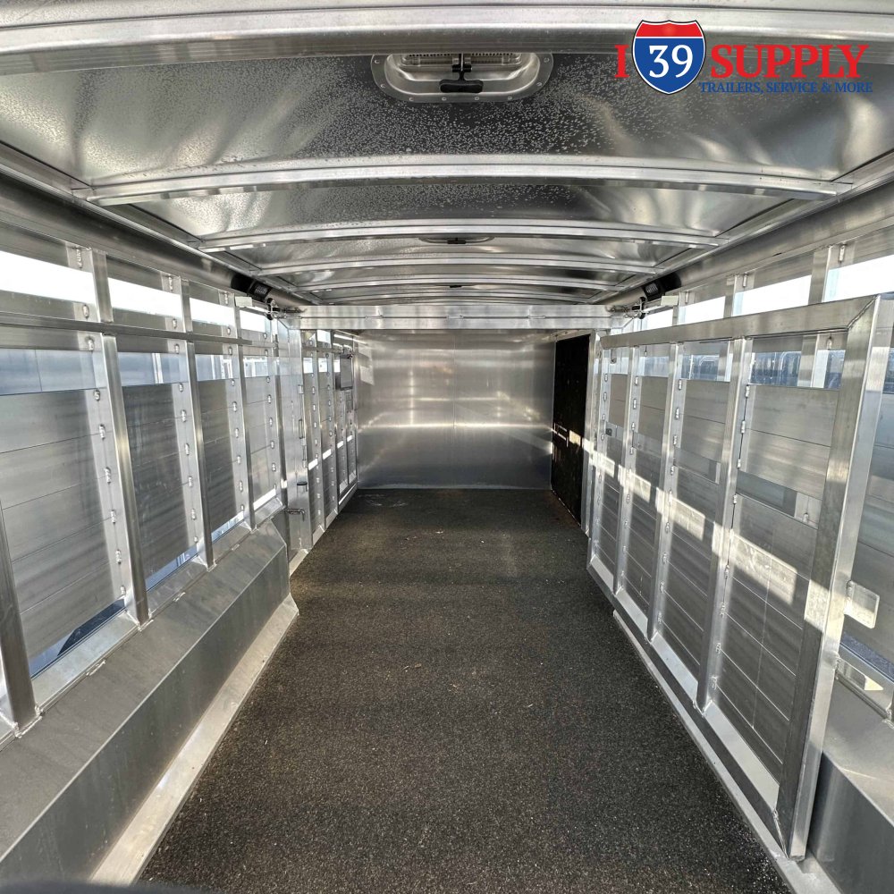 8'x24' Exiss Sooner Livestock