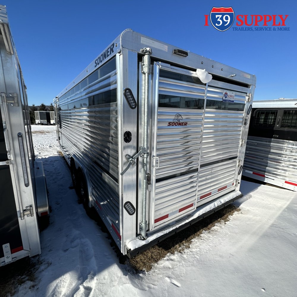 8'x24' Exiss Sooner Livestock