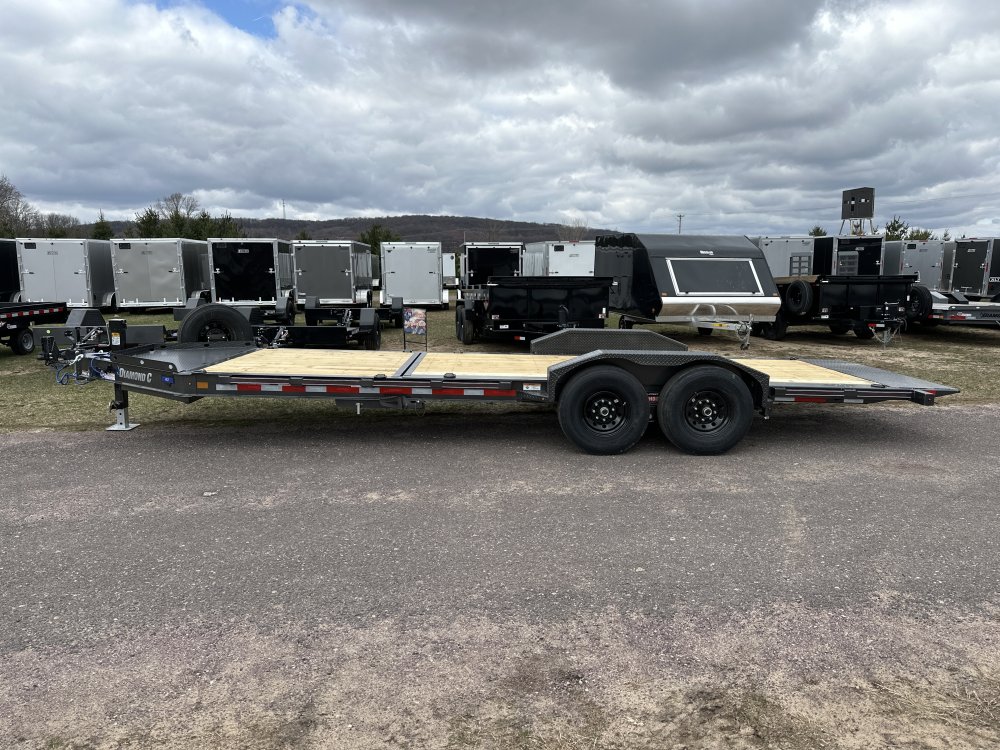 Diamond C HDT207 22x82 Equipment Trailer