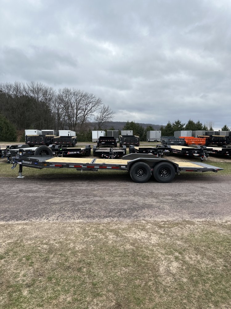 Diamond C HDT207 22x82 Equipment Trailer