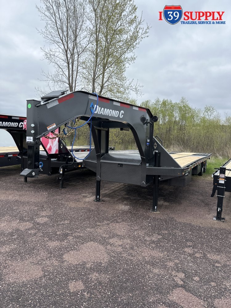 Diamond C 35x102 FMax212 Max Ramps Gooseneck Trailer, 25.9k