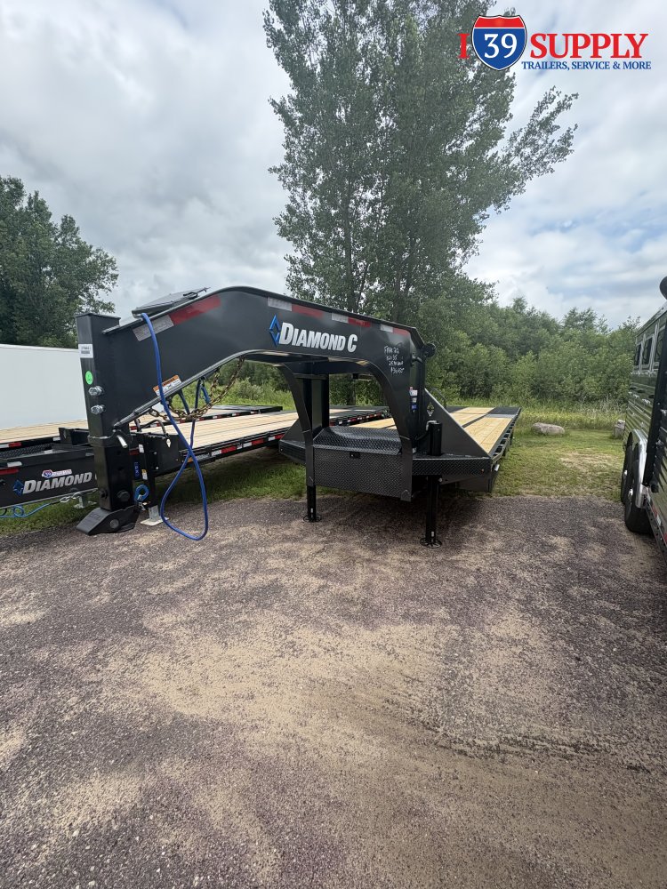 Diamond C 35x102 FMax212 Max Ramps Gooseneck Trailer, 25.9k