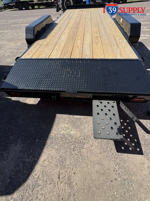 H&H 82x20 (18+2) Car Hauler Trailer, 10k