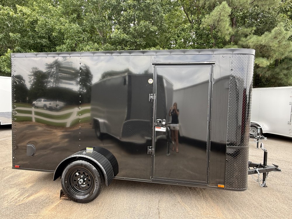 6X12 3K Arising Industries Enclosed Cargo w/Blackout Package