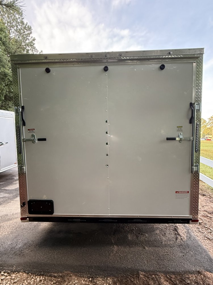 8.5x20 10K Quality Cargo